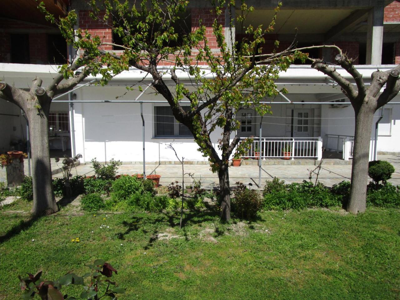 Apartment Korinos Mama Machi Buitenkant foto